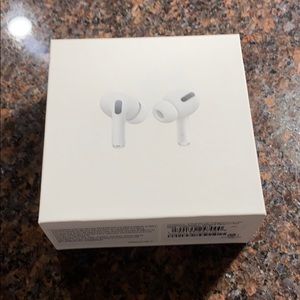 Apple AirPod pros